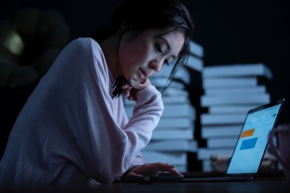 回家還要注意工作訊息心很累