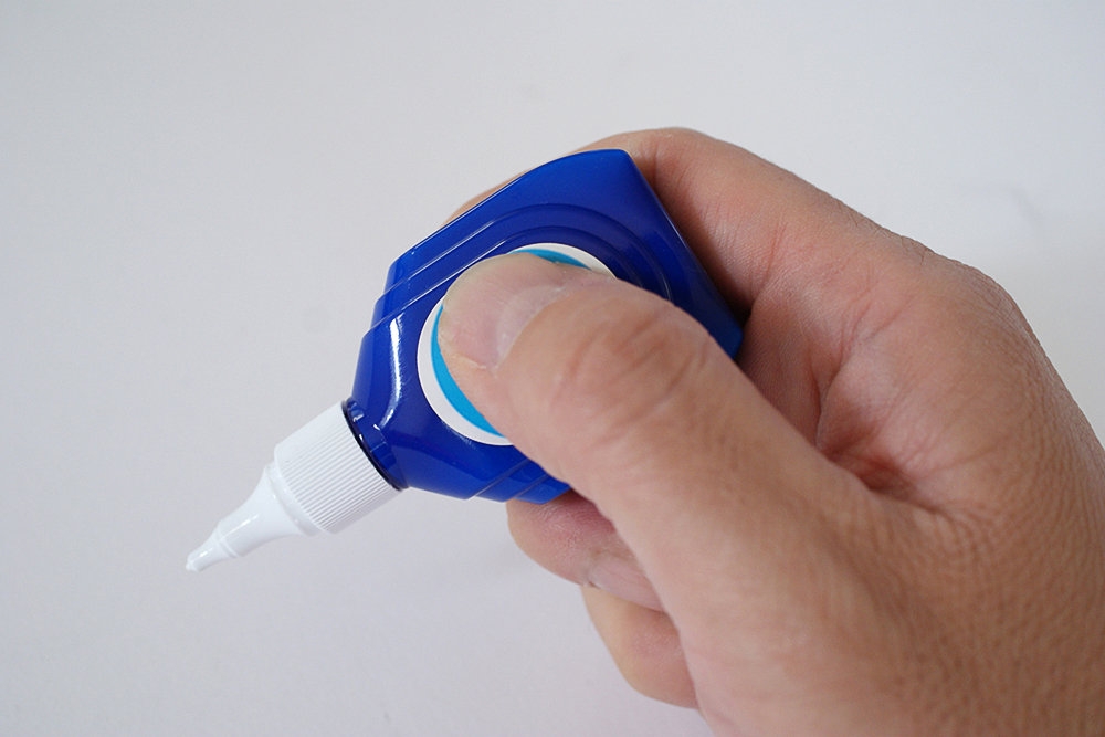 立可白是許多人都曾經使用過的文具