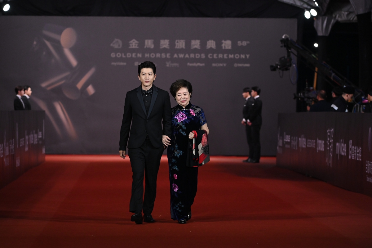 頒獎嘉賓：莫子儀、陳淑芳