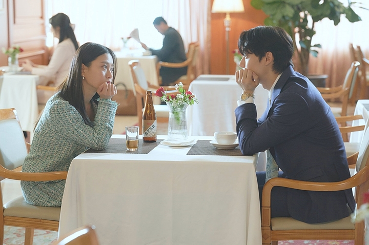 《五月的青春》李到晛、高旻示合照