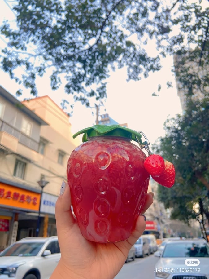 配美甲最對味
