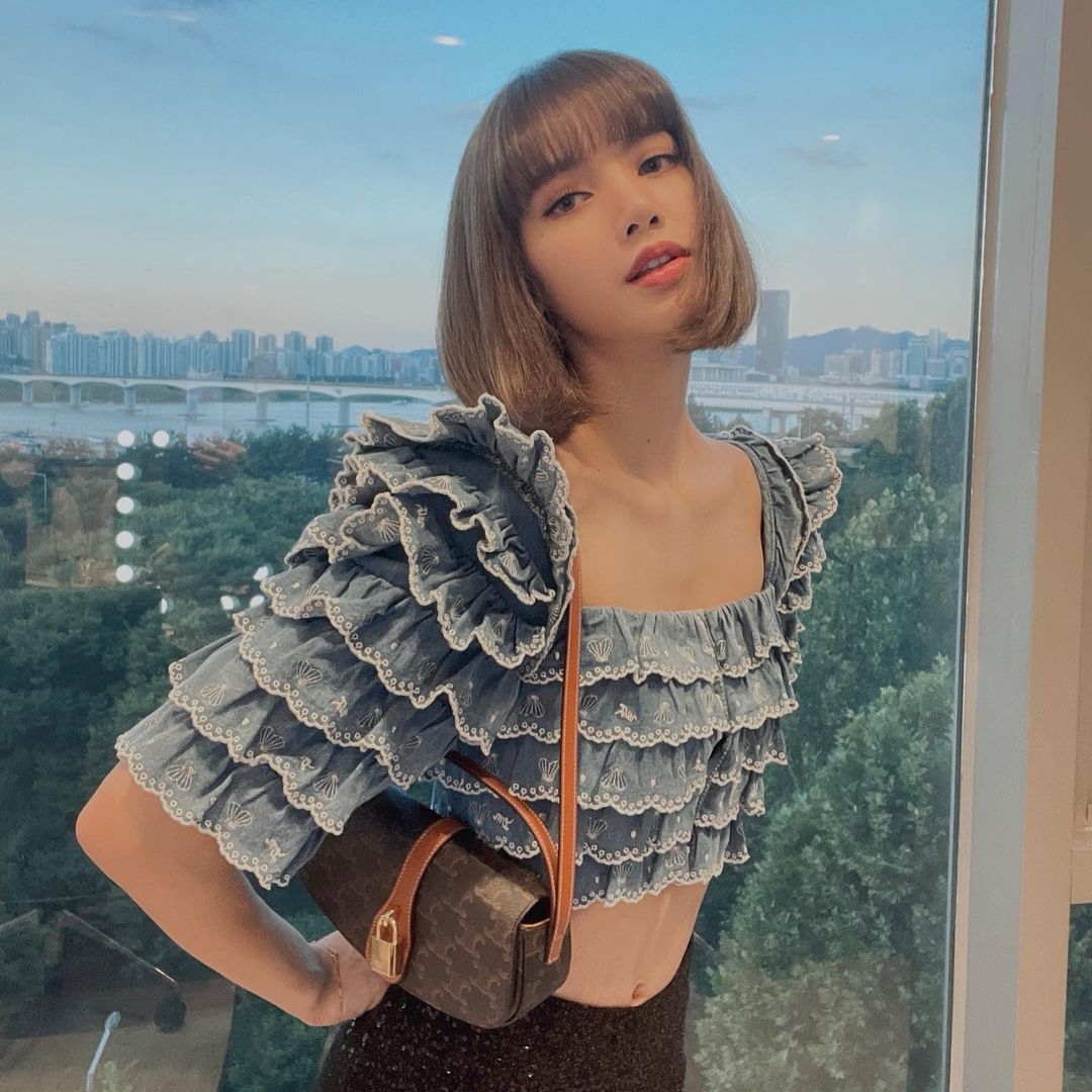 IG @LALALALISA_M
