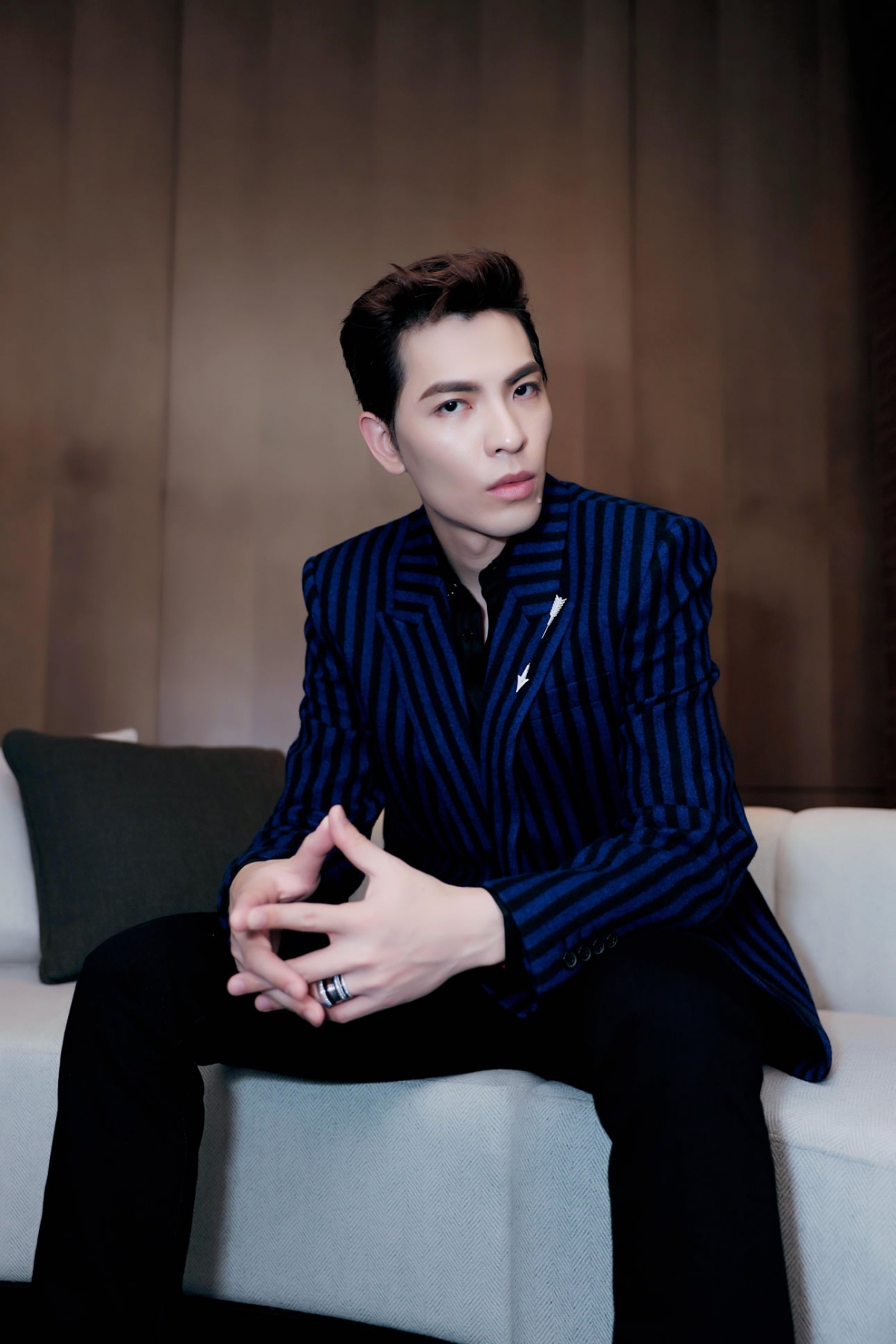 蕭敬騰近日風波不斷，不僅嗆Toyz被實況主「統神」怒嗆，現在也被謝和弦電爆。