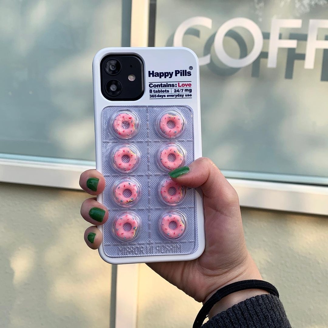 竄紅的甜甜圈手機殼