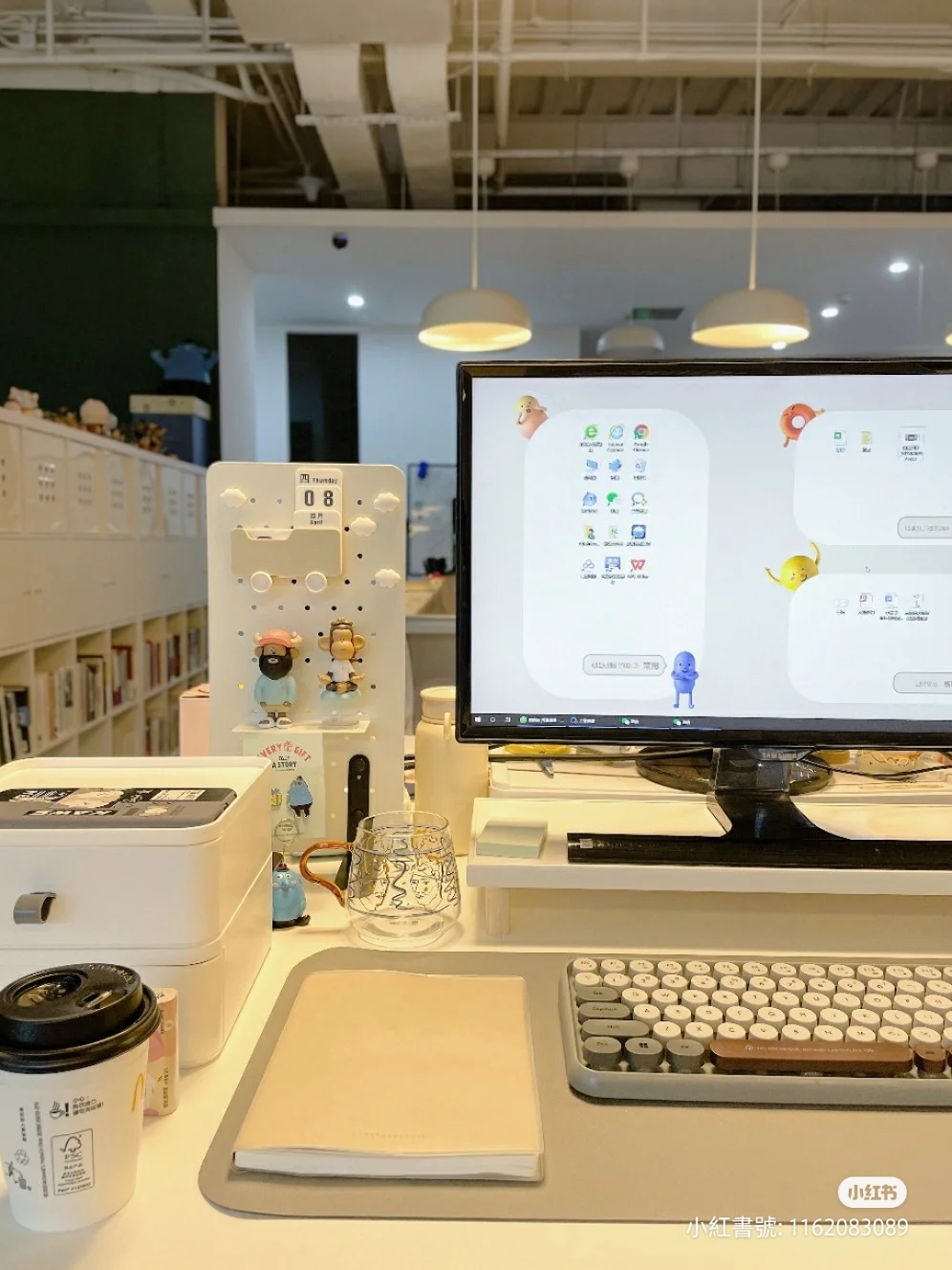 DIY佈置超美辦公桌