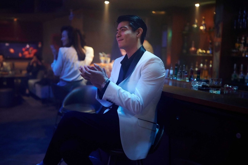 王柏傑外型帥氣，飾演牛郎「亨利」。