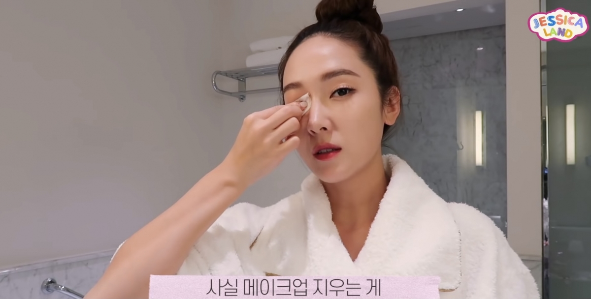 Jessica護膚秘訣1:「濕敷法」輕柔卸妝