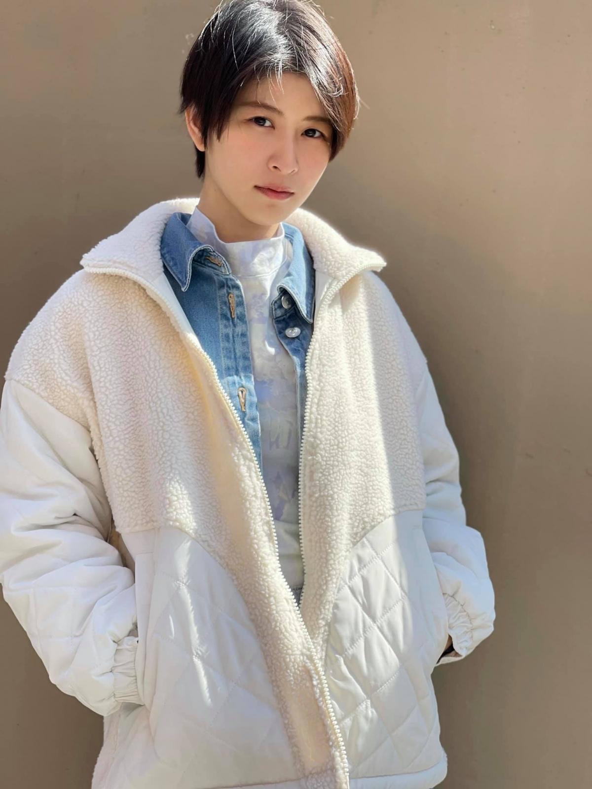 江宜蓉中性穿搭