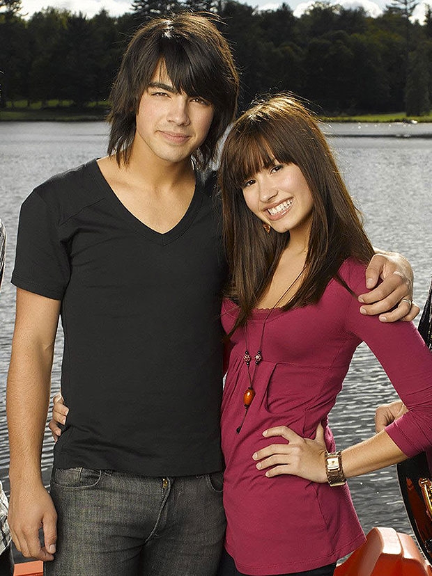 黛咪曾與喬強納斯（Joe Jonas）傳出緋聞