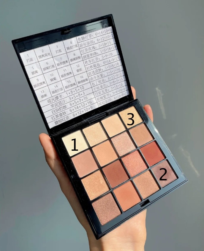 小紅書@ 瑞幸奶盖