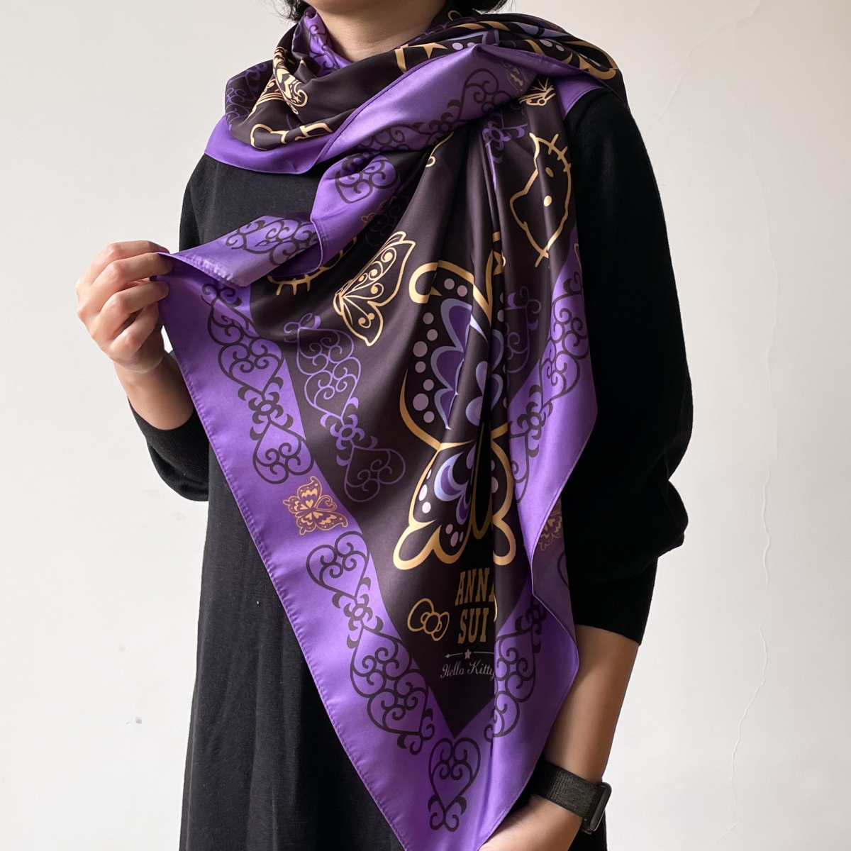 ANNA SUI 圍巾
