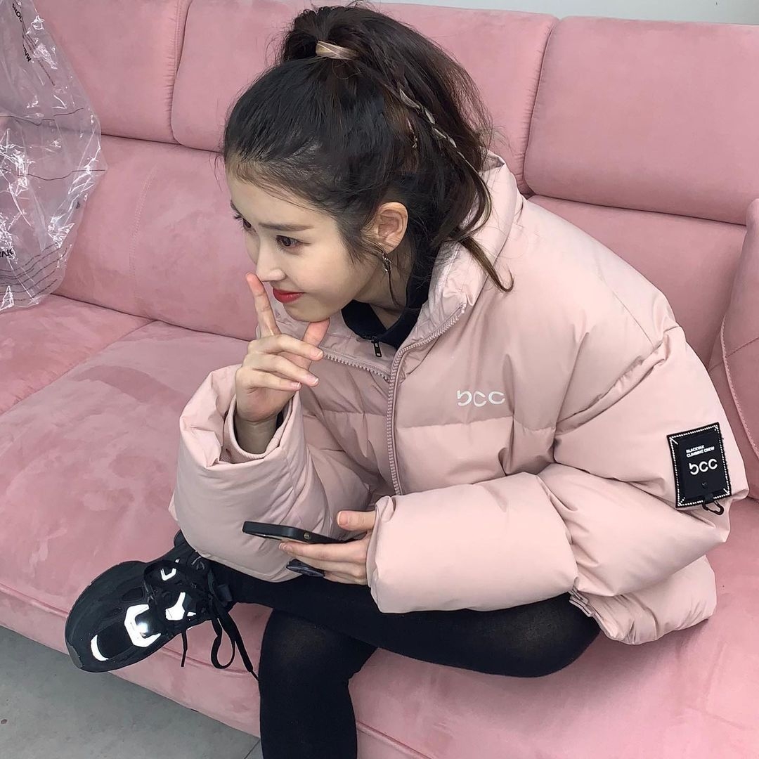 IU:又像個傻子一樣陷入愛情