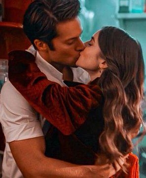 艾蜜莉與加百列一直在情不自禁