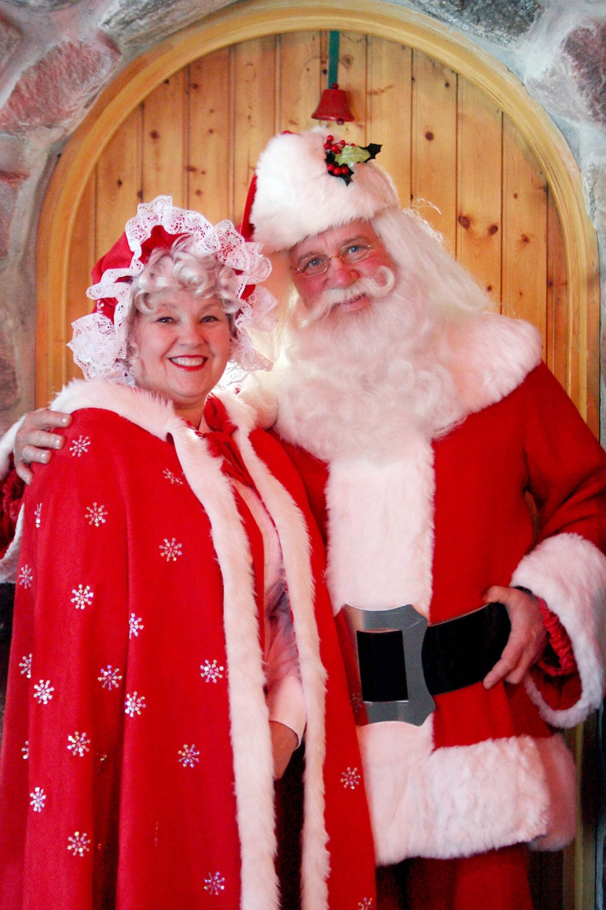 美國相當注重「聖誕老人文化」，認為這是屬於每個小朋友心目中代表愛與分享的存在。