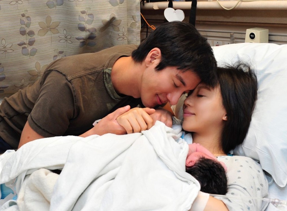 李靚蕾不後悔生下三個孩子。