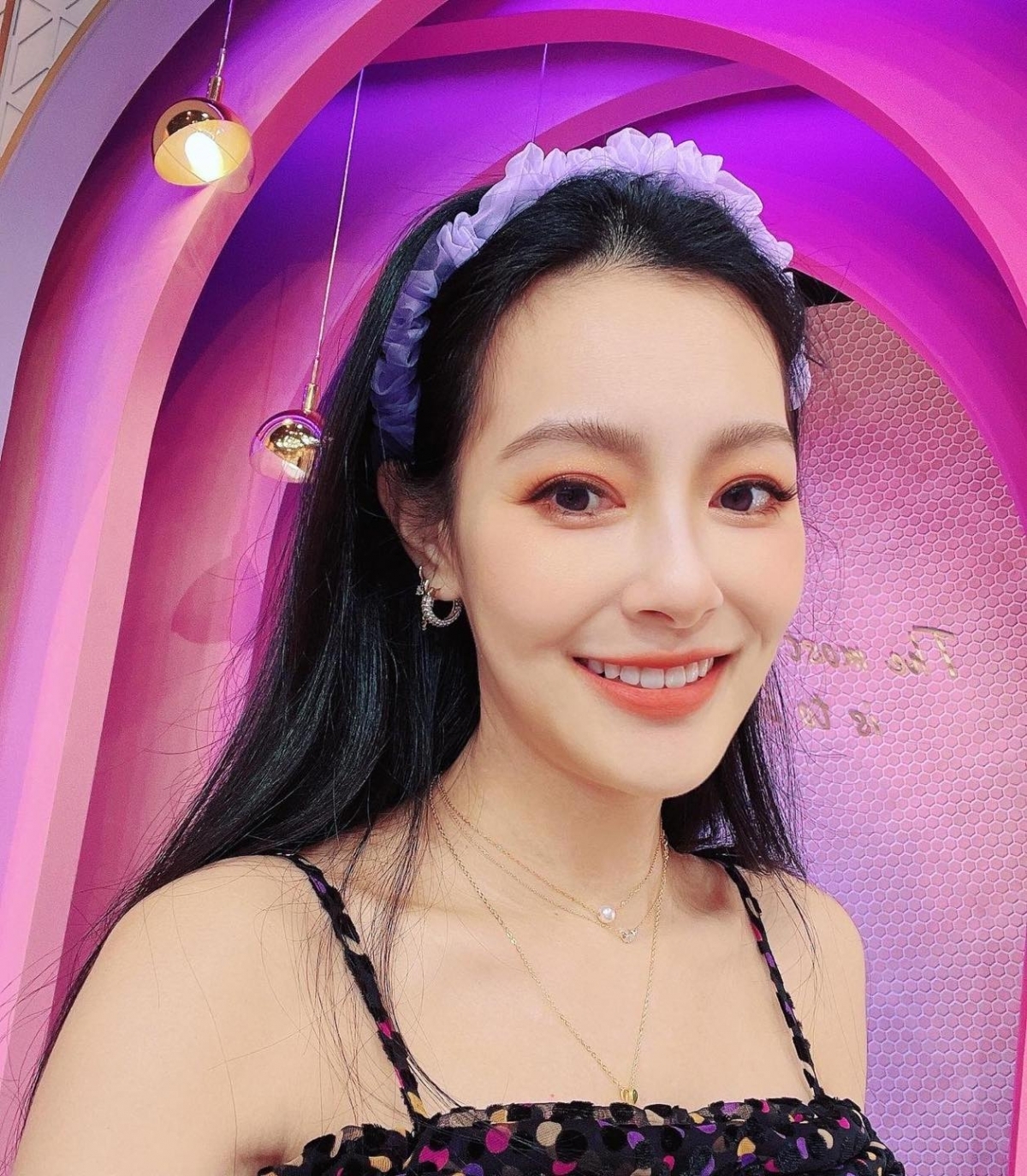 王思佳YouTube頻道「王思佳的王美頻道Beauty Wang」