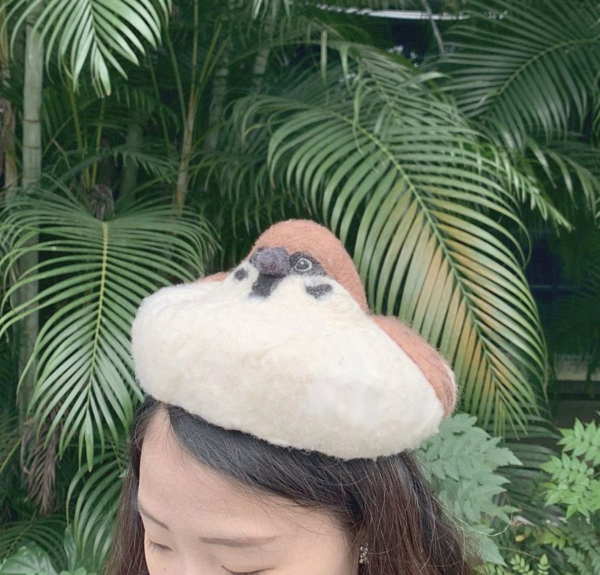 戴上這款麻雀貝雷帽,也能實現「在頭上養鳥」的願望。