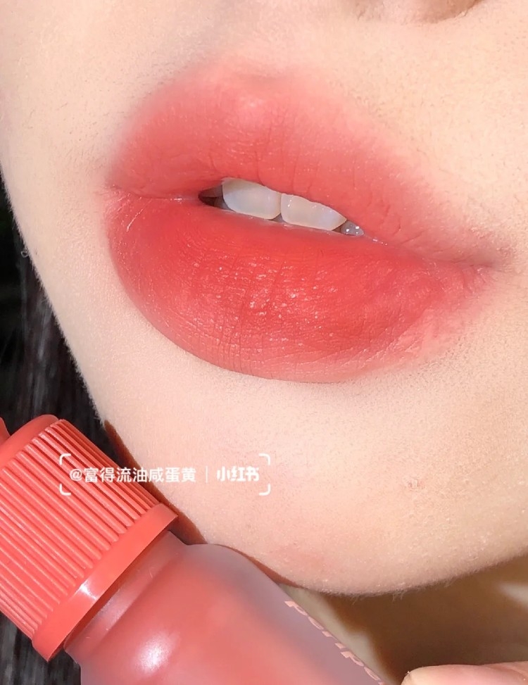 小紅書@泡芙FIFI