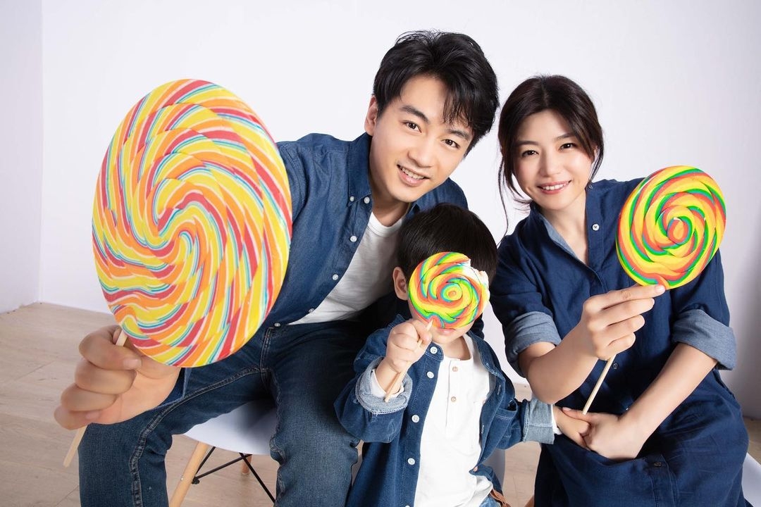 婚後一家三口感情甜蜜、羨煞旁人