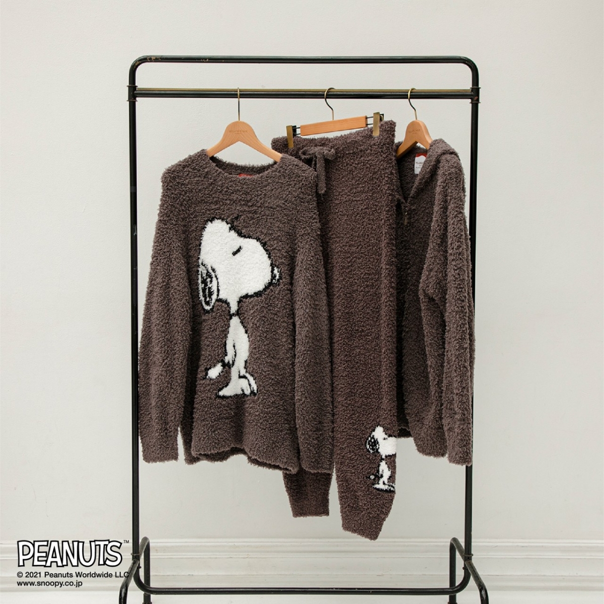 gelato pique 【PEANUTS】HOMME-GELATO緹花連帽外套_NT$2780+【PEANUTS】HOMME-GELATO緹花長褲,NT$2,500
