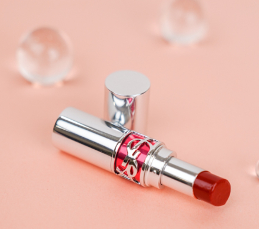 情人節唇膏推薦2:YSL情挑誘吻晶亮蜜唇膏 #8茄紅蜜糖,NT$1,380