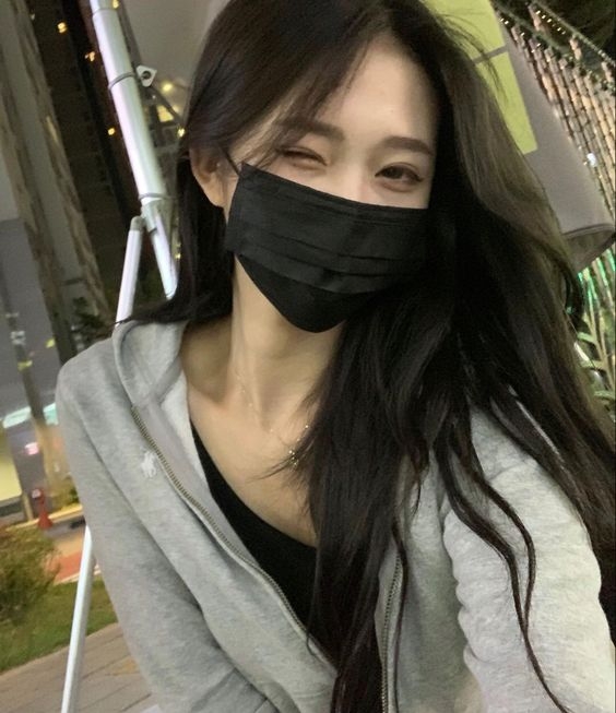 但口罩容易顯臉大，要如何改善呢？