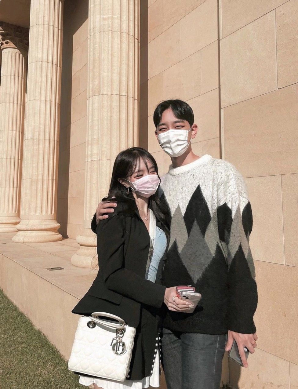 女網友PO文「長得好看被分手 」掀熱議。（圖非當事人）