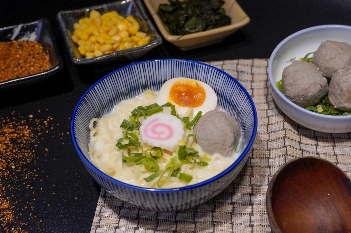 特濃豚骨和牛丸拉麵