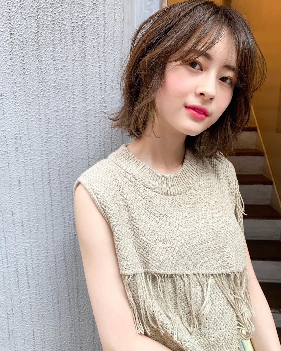 比起短髮的俏皮，中長度的鮑伯則更顯優雅。