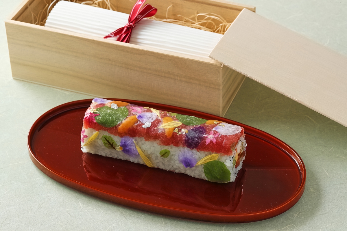 這款惠方卷由於相當精緻，因此有許多人當作新年的賀年禮物，贈送給家屬與親友。