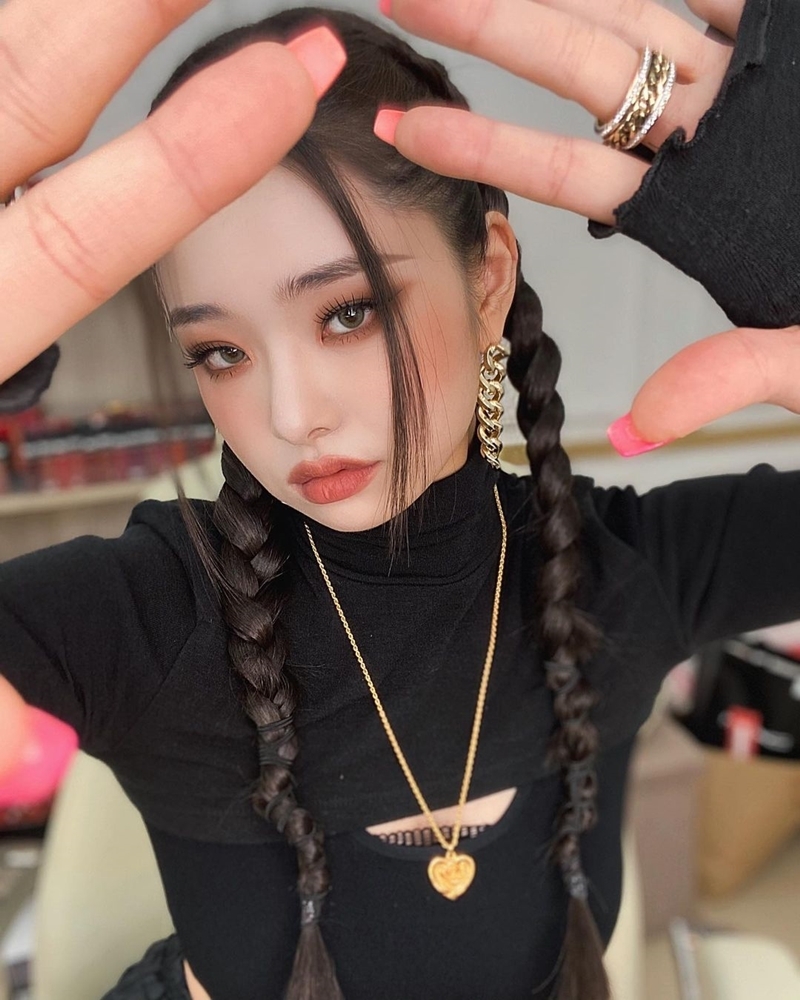 宋智雅撩男金句5：「你要好好看著我的眼睛，我是用眼神溝通的人」