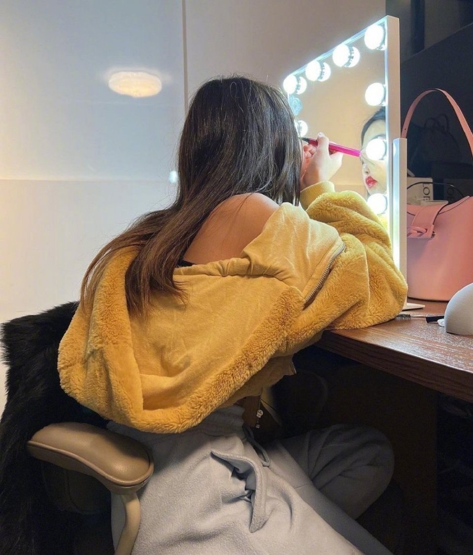 Grace長大後風格搖身一變