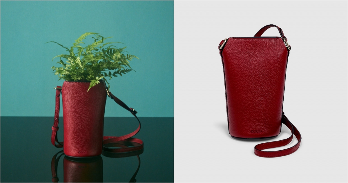 ECCO 真皮迷你斜背包限量款#石榴紅，NT$6,380