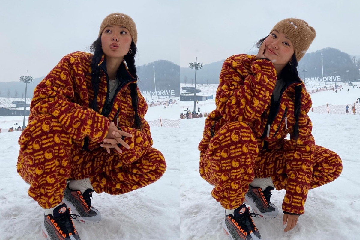 顏色喜慶的中性運動套裝也很有年節氣氛。