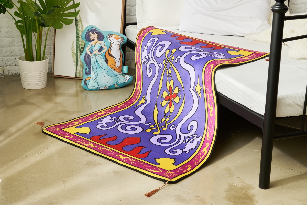 魔毯造型地墊+茉莉抱枕