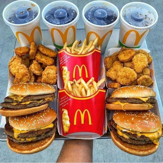 許多網友看到報導後,開始前往麥當勞「怒點」大麥克套餐。