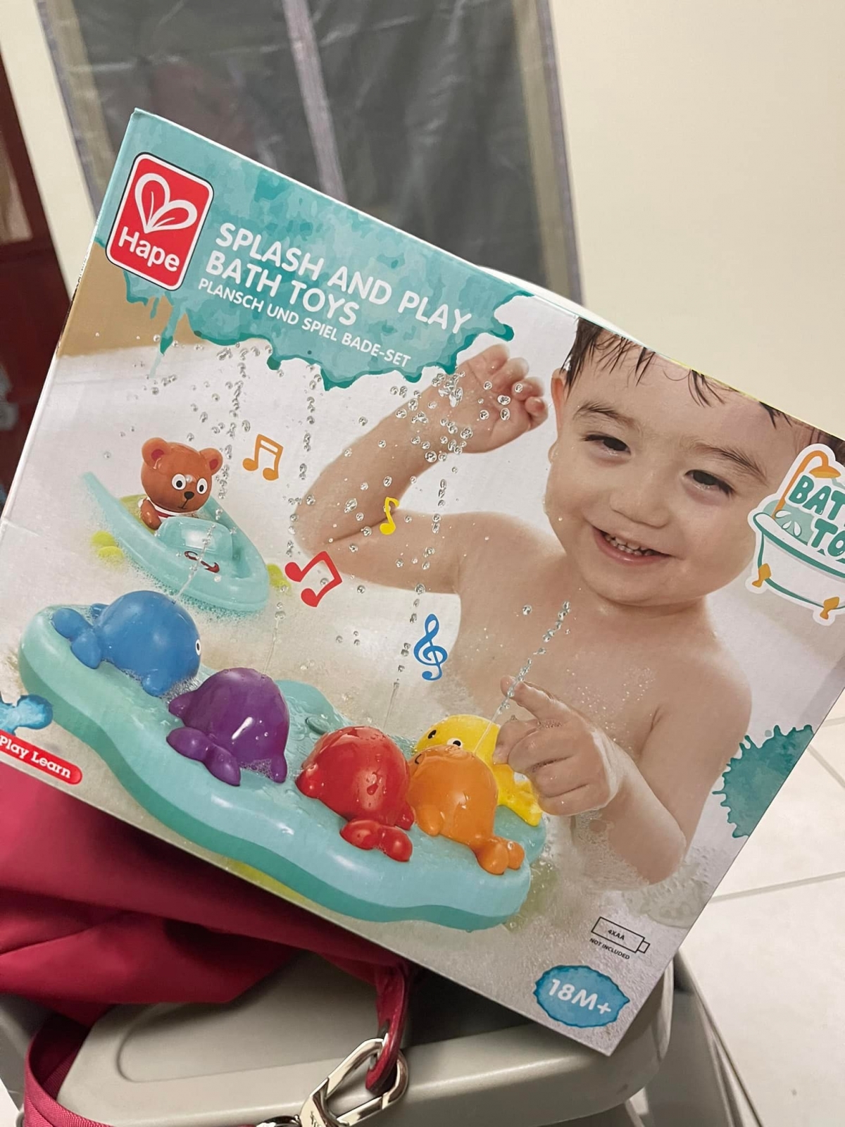 Hape splash and play