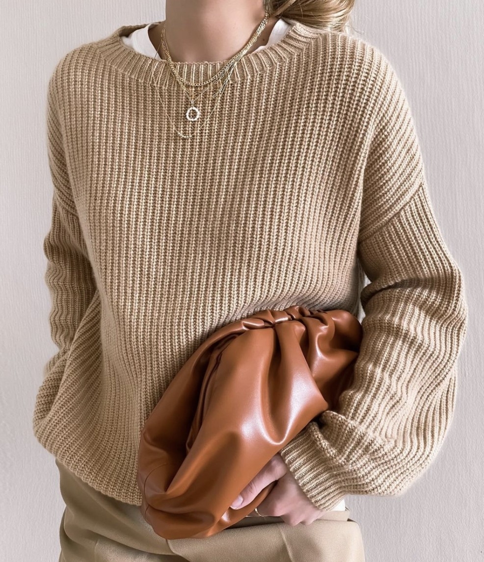 The Pouch 經典包款。