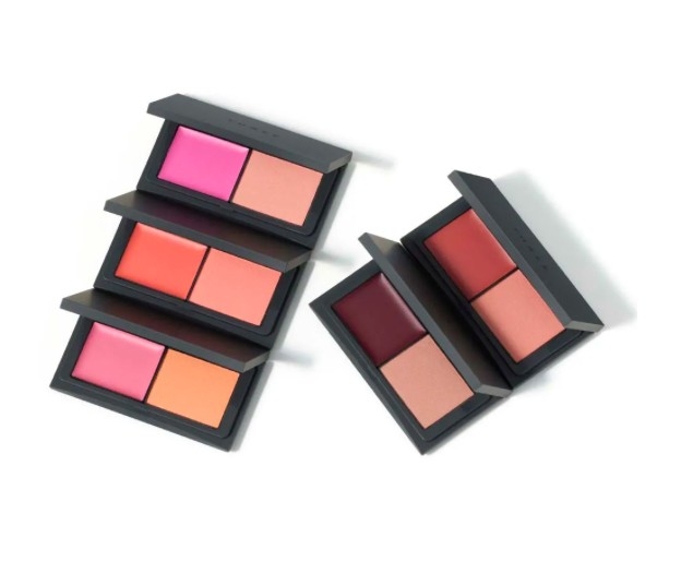 THREE 蜜光雙采修容，NT$1,350(全5色)