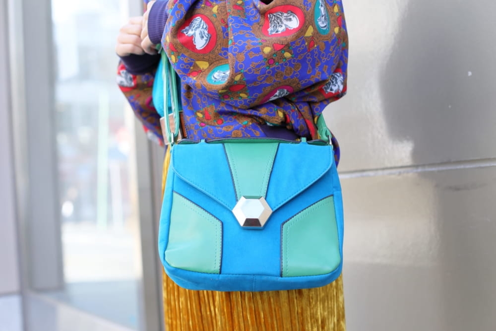 古著包包的設計都很有質感。