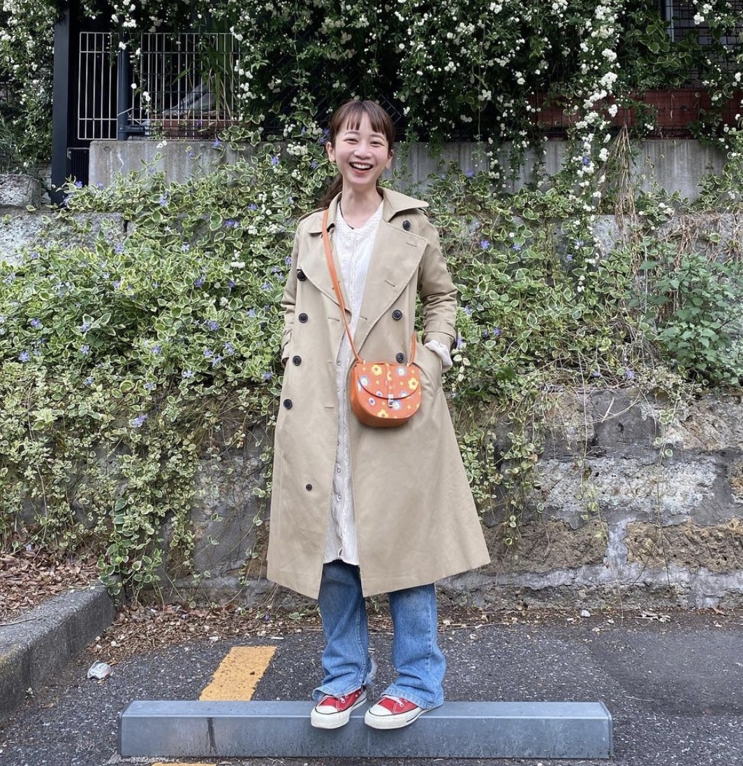 小隻女孩買褲子常常不合身。