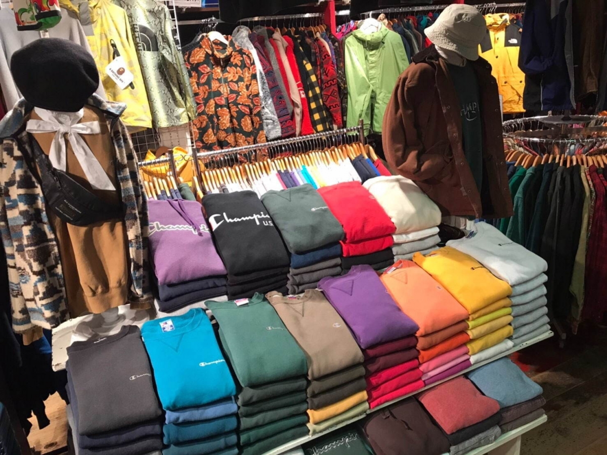 古著服飾多收購於歐美及日本。