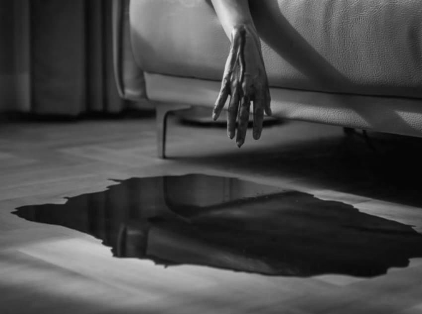 電影《那女人死了》劇照