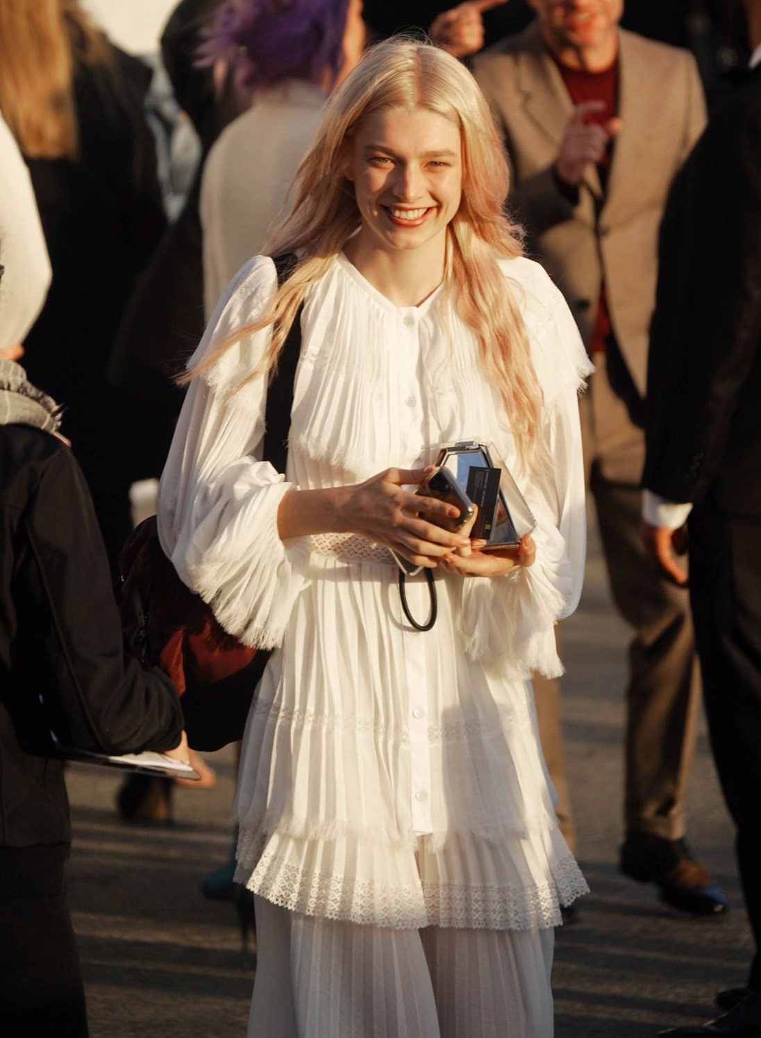 Hunter總是熱情與粉絲打招呼