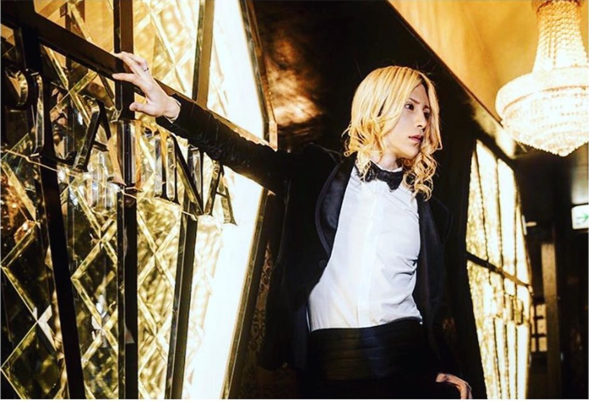 以羅蘭為主角的漫畫近期發售。