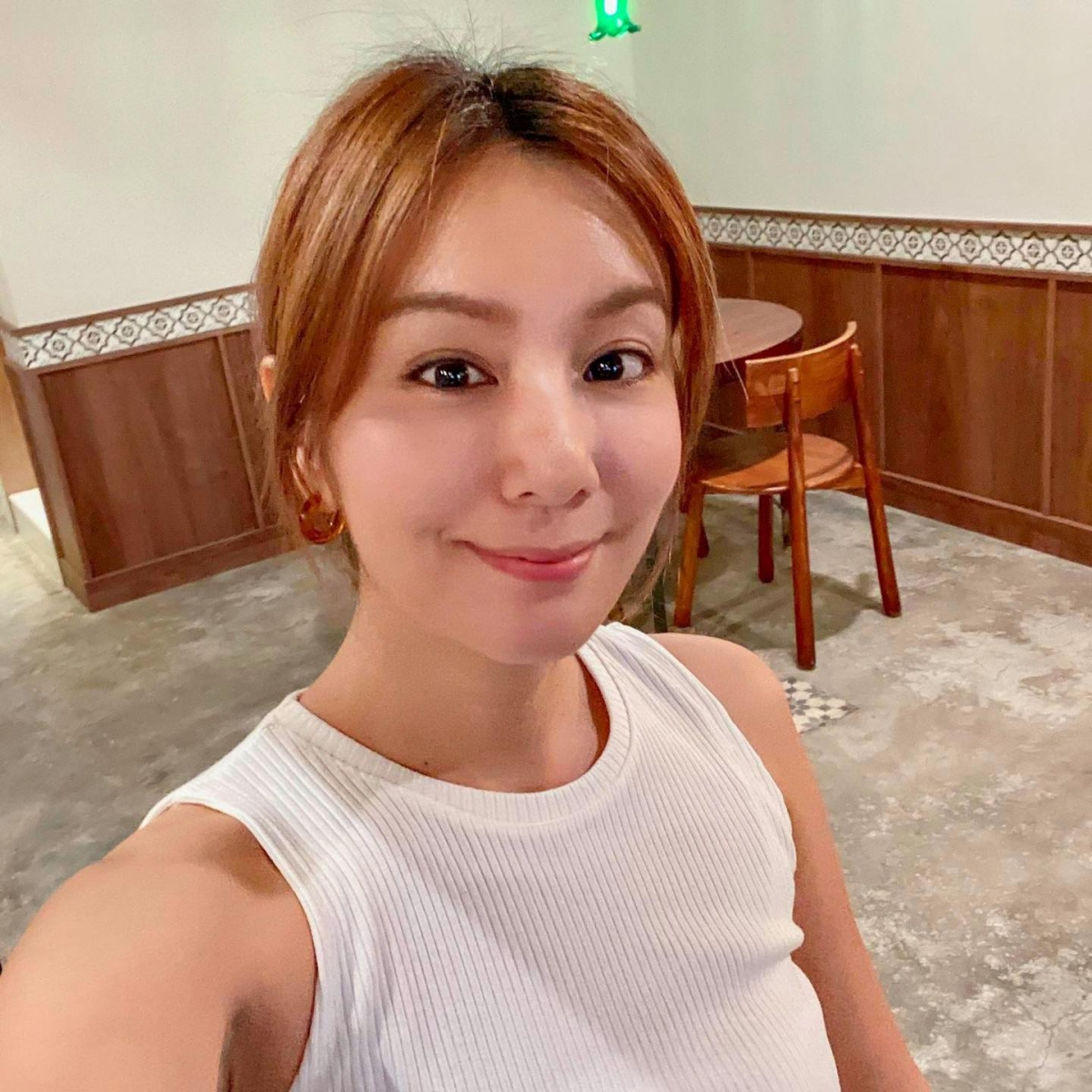 莎莎透露與16年男友的相處