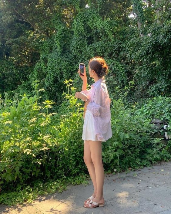 手機成癮症特徵出現在不少現代人的生活習慣裡