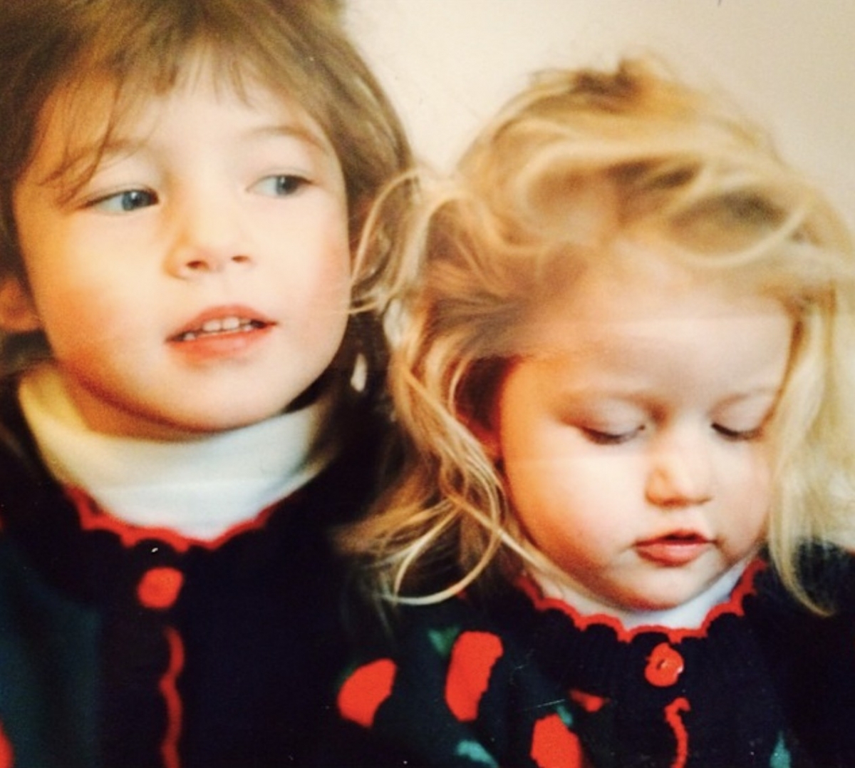 Julia Garner 與姊姊 Anna Garner。