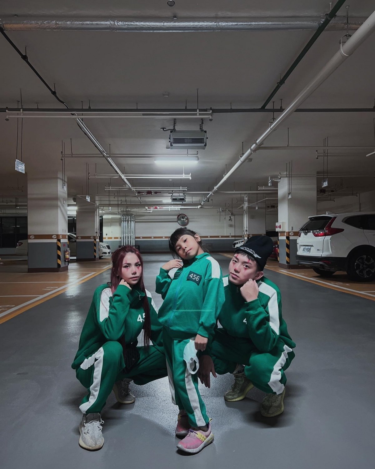 三人生活幸福美滿