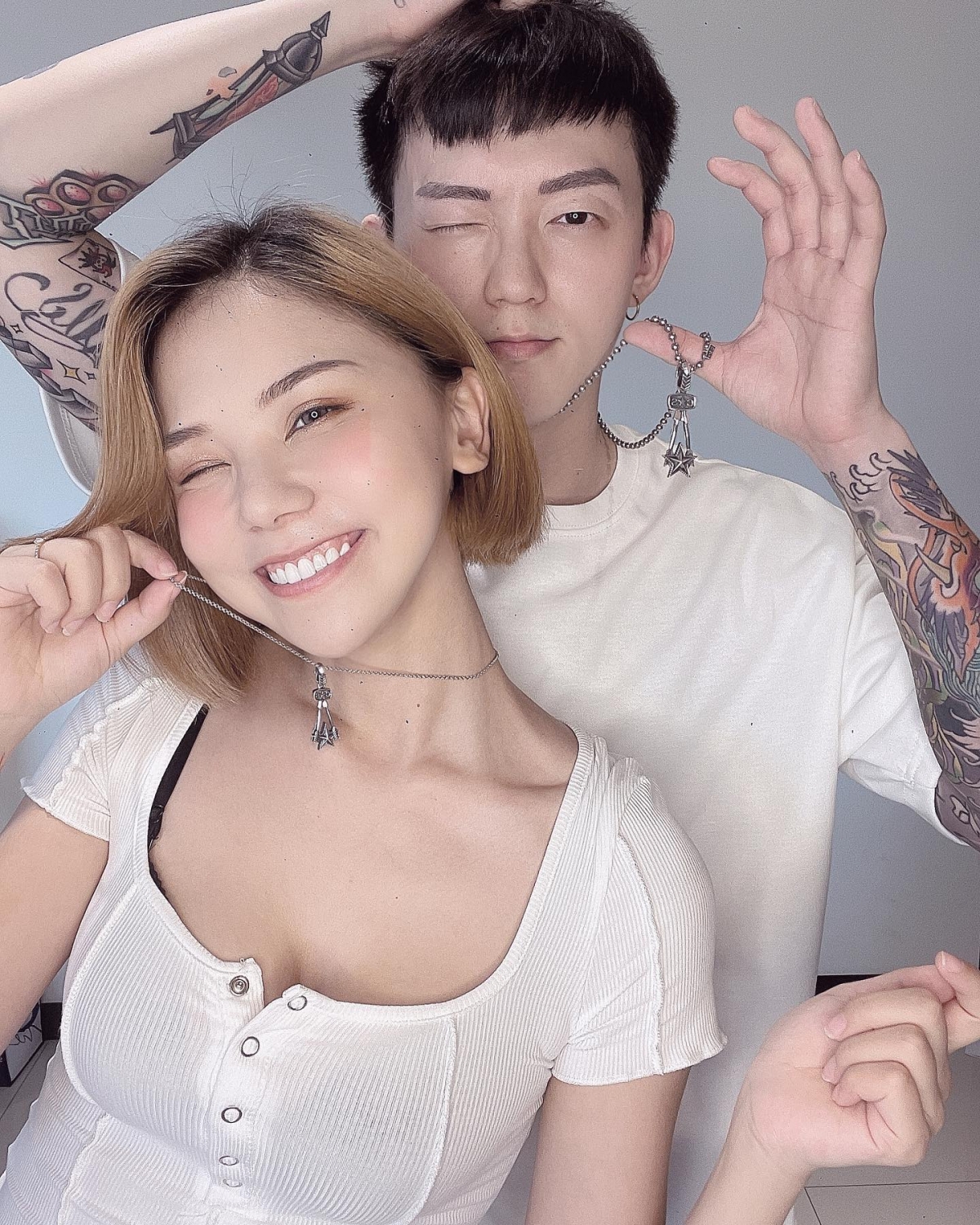 蕾菈隆乳憂外界看法,老公湯宇深情回應讓蕾菈動容
